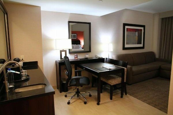 Embassy Suites By Hilton Ontario Airport image 15