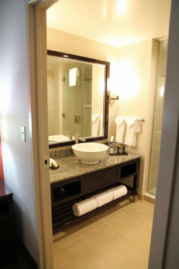 Embassy Suites By Hilton Ontario Airport image 20